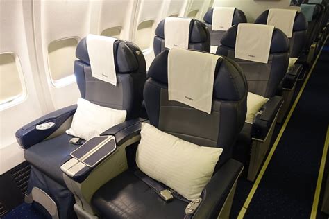 onemileatatime boardingarea.